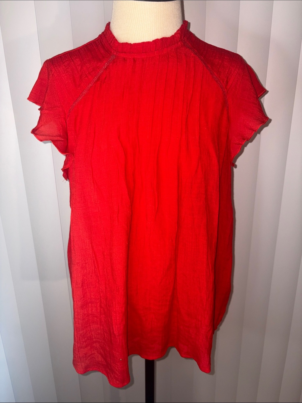 Nanette Lepore Red Ruffle Flutter Sleeve Pintuck Blouse Top Size Large